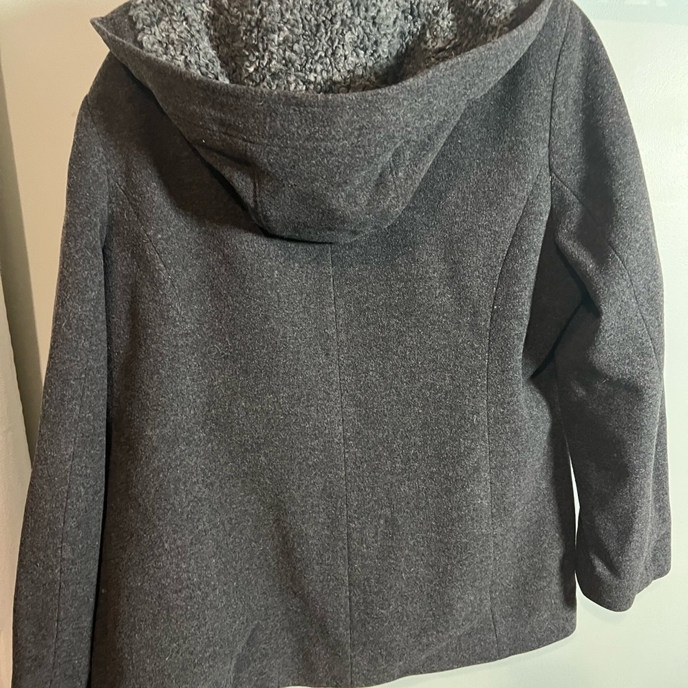 Fleet Street LTD London 80% WoolGray Utility Jacket with Hood and Zipper Closure - Picture 2 of 4